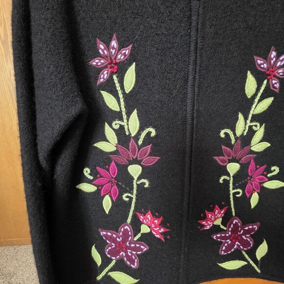 Christopher & Banks 100% Wool Zip-Up Cardigan Size Large Floral Embroidered - Picture 4 of 9